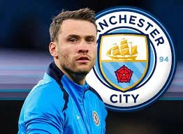 Eks Kiper Chelsea Diperkenalkan Sebagai Pemain Baru Manchester City