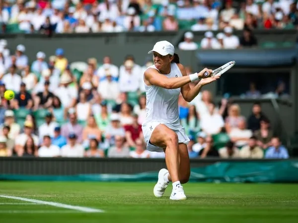 Iga Swiatek Tembus Pekan Kedua Tanpa Drama