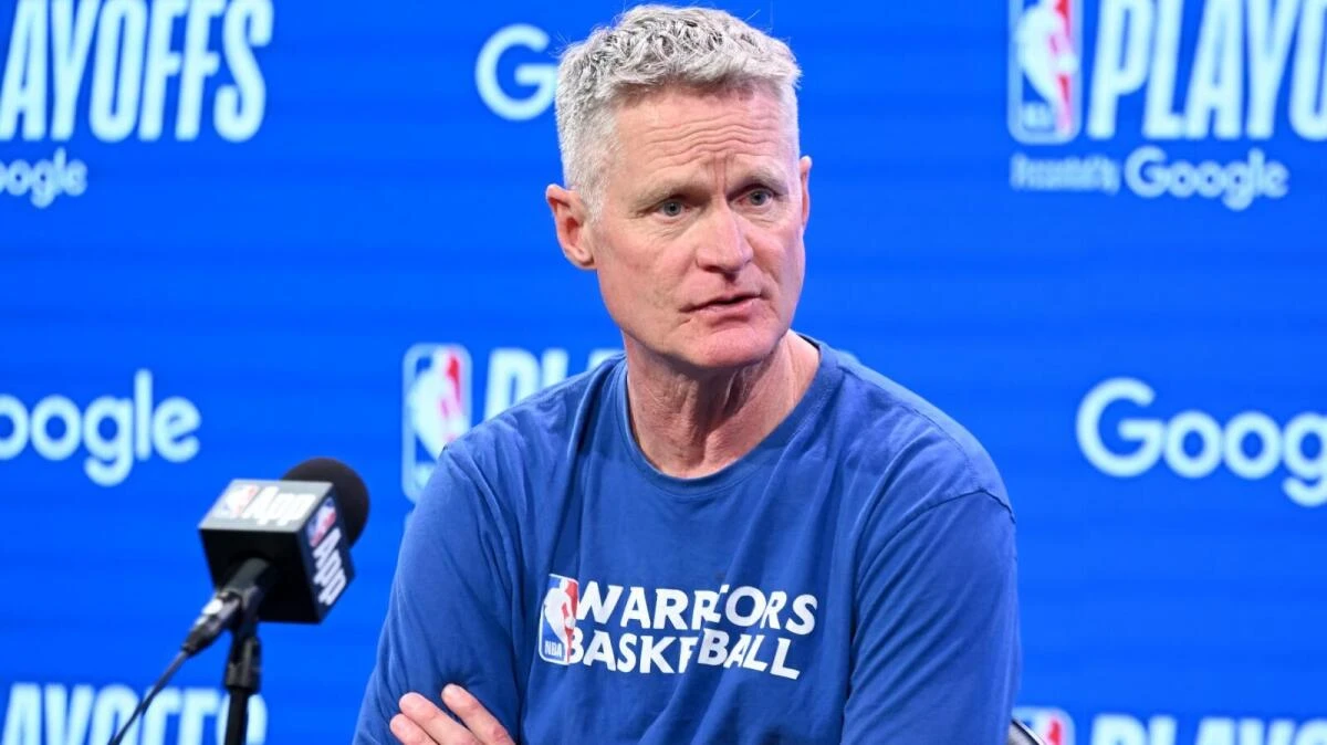 Steve Kerr Menunda Pembicaraan Kontrak